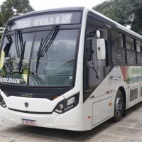 Imagem referente a Compagas mostra desempenho do ônibus 100% a GNV em evento sobre transporte