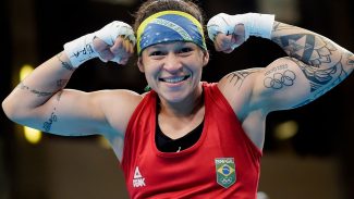 Pan: Bia Ferreira aplica nocaute, garante bronze e vaga em Paris 2024
