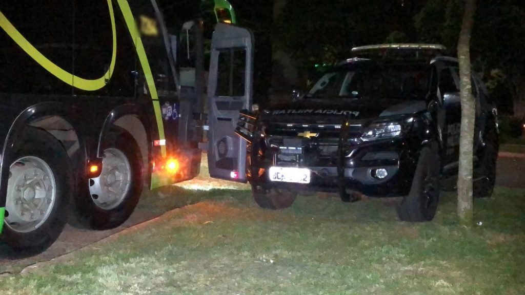 Choque realiza fiscalização de rotina na rodoviária de Cascavel