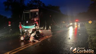 Motociclista morto em acidente com ônibus na PR-573 é identificado como Eduardo dos Santos Evangelista