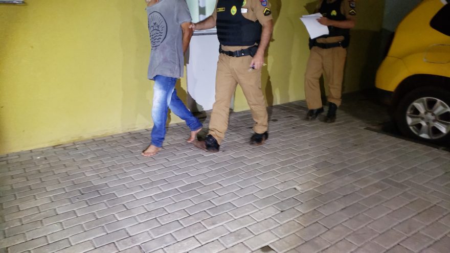 Após romper a tornozeleira eletrônica, homem é detido pela Polícia Militar