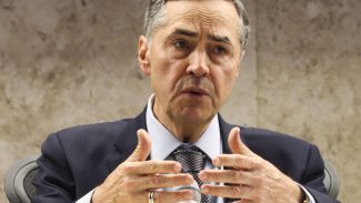 Pontos de desenvolvimento do Brasil estão na Constituição, diz Barroso
