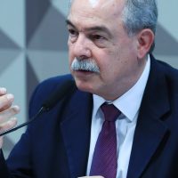 Estado forte ajudará Brasil em janela de oportunidades, diz Mercadante