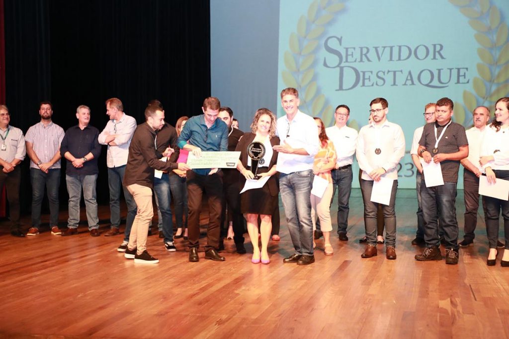 Troféu Servidor Destaque valoriza funcionários públicos