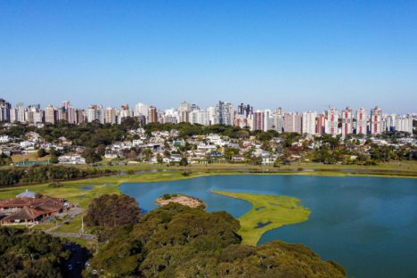 Estado repassou R$ 937 milhões aos municípios paranaenses no mês de outubro