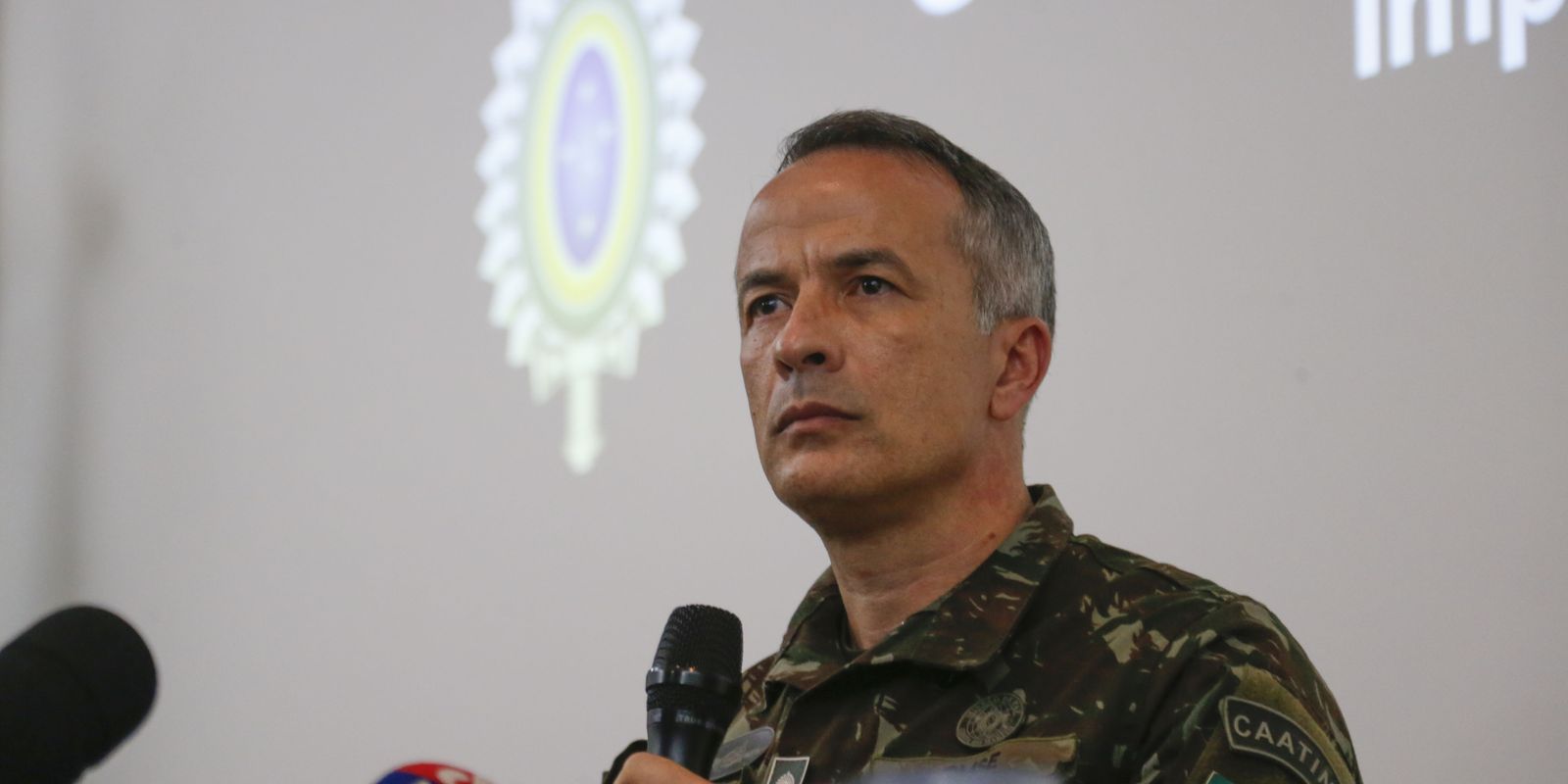General responsabiliza militares por furto de armas em Barueri General responsabiliza militares por furto de armas em Barueri