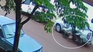 Câmeras flagram acidente que deixou motociclista em estado grave no Brasmadeira