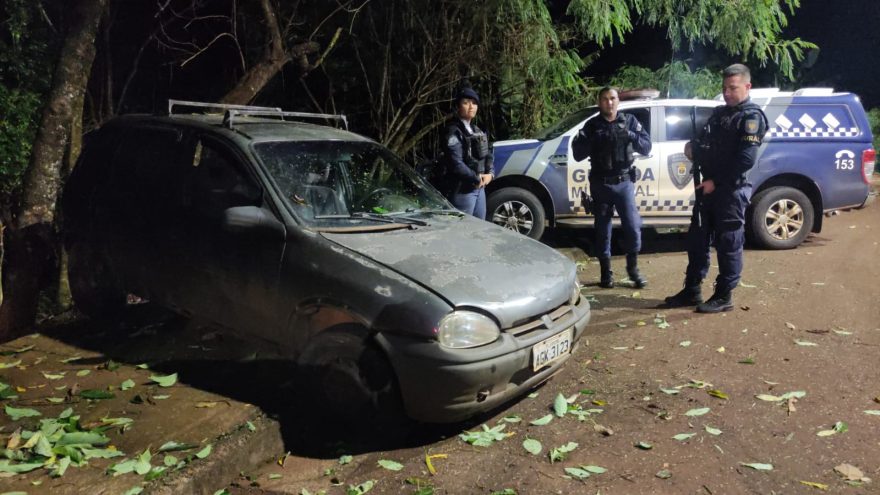 Guarda Municipal recupera Corsa com alerta de furto