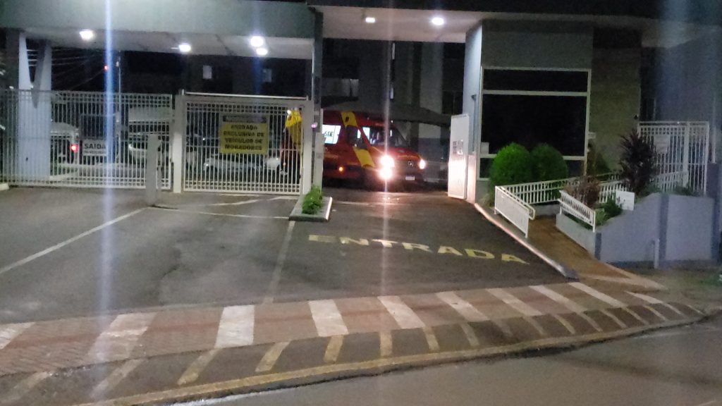 Siate socorre vítima dentro de condomínio no Cancelli