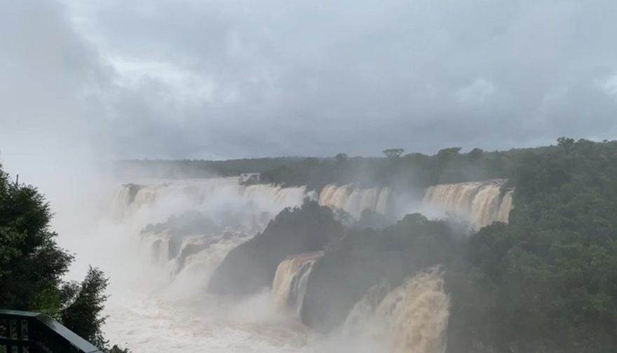 Vazão d’água nas Cataratas está em 10 milhões de litros por segundo