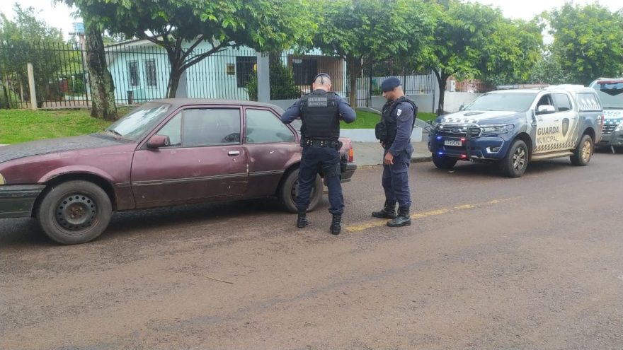 Carro furtado no Bairro Morumbi é recuperado pela Guarda Municipal