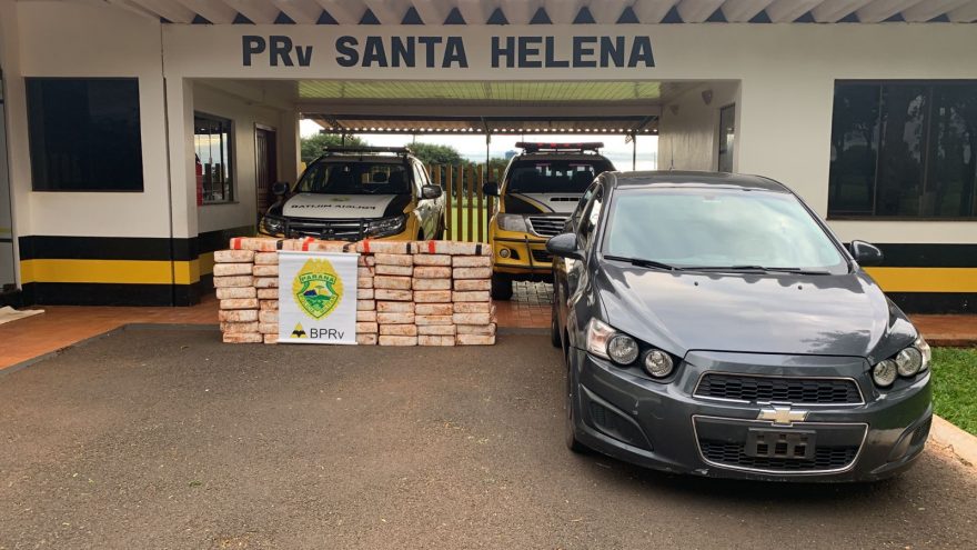 Sonic recheado com maconha é apreendido pelo BPRv e encaminhado à PF de Cascavel