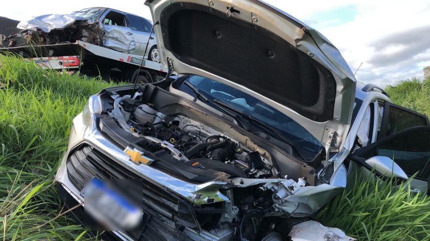 Colisão frontal deixa vítimas feridas na BR-369, em Corbélia