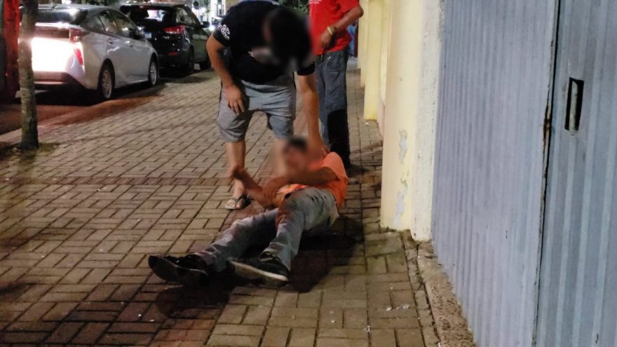 Homem tem suspeita de fratura no nariz após ser agredido na Avenida Carlos Gomes