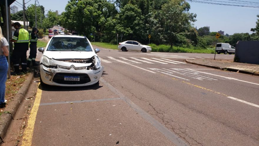 Um acidente por dia!? Nova colisão é registrada no cruzamento das Ruas Rio de Janeiro e Eduardo Tadeu Milani
