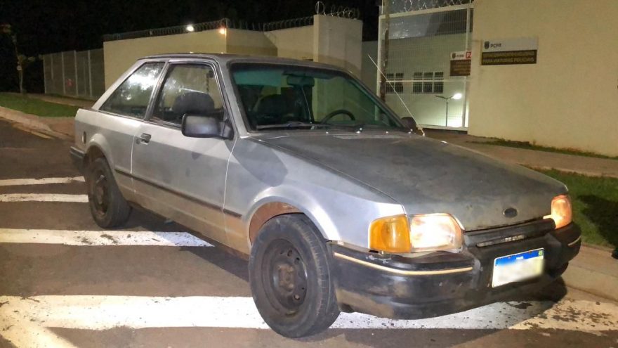 Veículo Escort com alerta de furto é recuperado pela GM no centro