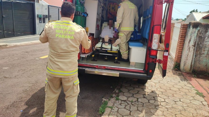 Mulher fica ferida ao cair na Rua Salgueiro