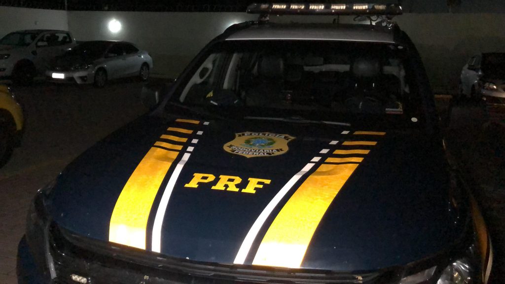 Após colisão de trânsito, PRF encaminha detido por embriaguez ao volante
