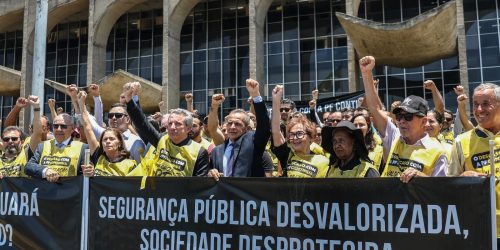 Imagem referente a Policiais federais fazem mobilização por reestruturação de carreiras