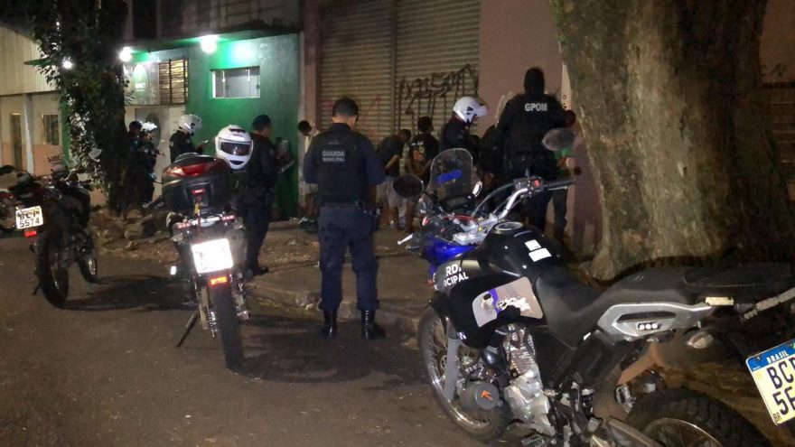 Operação RG tem sequência com abordagens a moradores de rua; mulher foi detida no Centro