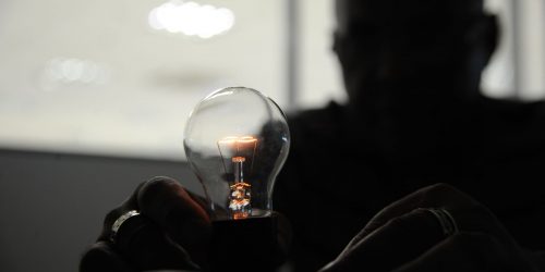 Imagem referente a Luz para Todos levou energia para 18 milhões de pessoas em 20 anos