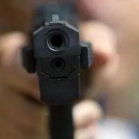 Bandidos armados assaltam motorista de aplicativo e roubam veículo em Cascavel Imagem referente a Bandidos armados assaltam motorista de aplicativo e roubam veículo em Cascavel