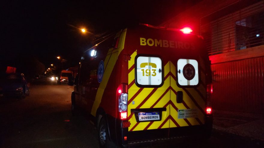 Idoso bate a cabeça e é socorrido pelo Siate no Bela Vista