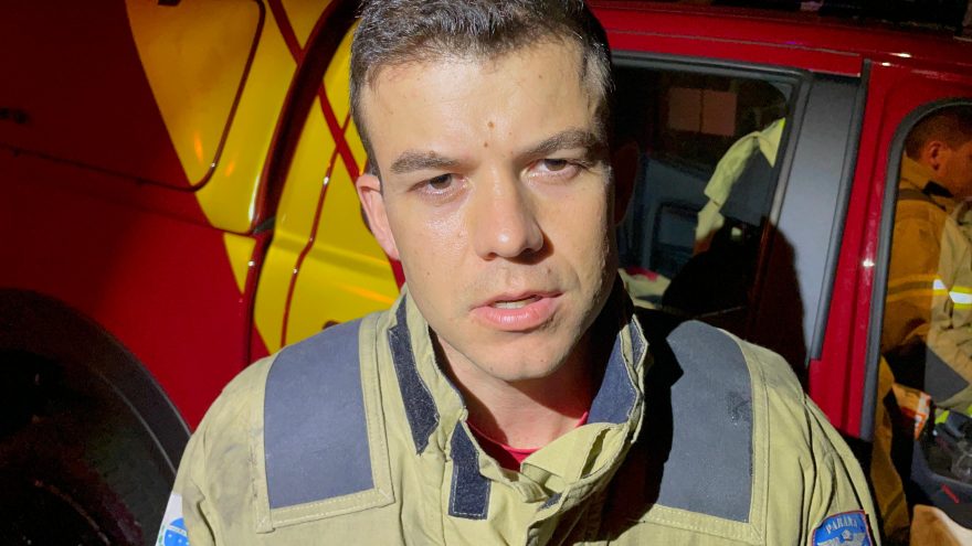 “Vizinhos relatam incêndio criminoso provocado por usuário de entorpecentes”, afirma Oficial dos Bombeiros