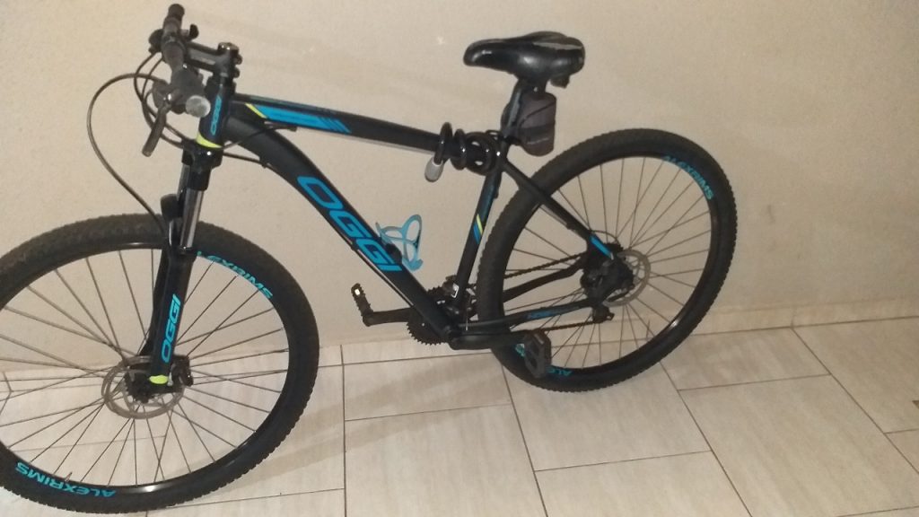 Trabalhador tem bicicleta furtada dentro do estacionamento da empresa