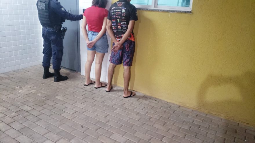 Irmãos são detidos por descumprirem medida protetiva no bairro Morumbi