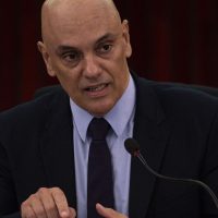 Moraes defende limites no uso da inteligência artificial nas eleições