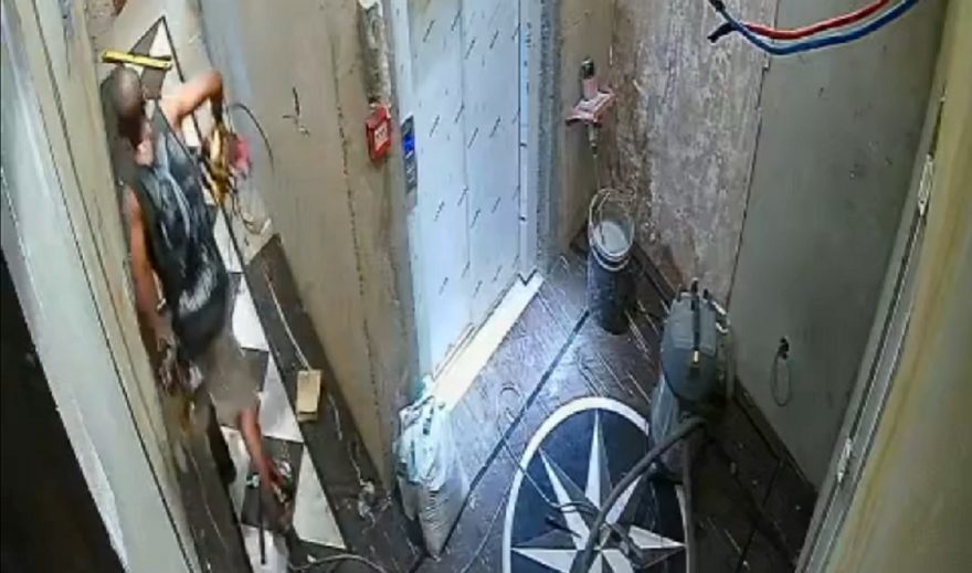 Furto de ferramentas é flagrado por câmeras de segurança