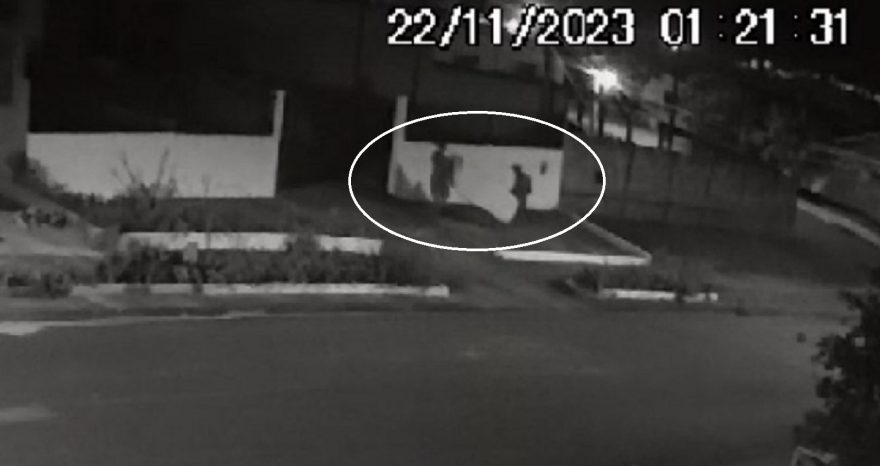Ladrões ousados furtam geladeira no Turispark