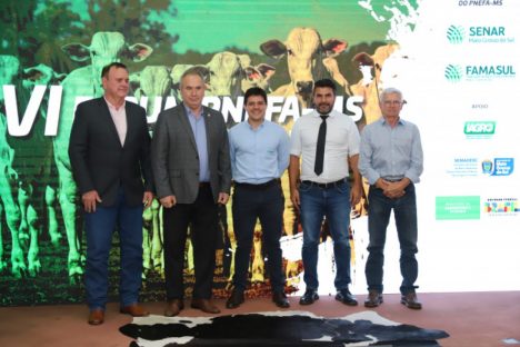 Paraná apresenta experiência sobre fim da vacinação contra aftosa em fórum nacional