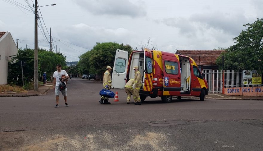 Mulher fica ferida em acidente de trânsito no Bairro Esmeralda