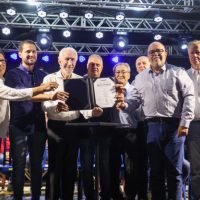Na abertura da feira de Dois Vizinhos, Estado anuncia R$ 18,9 milhões para ampliar leitos de UTI