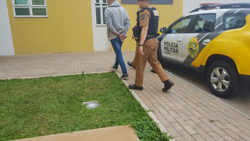 Homem que agrediu jovem de 17 anos de idade é encaminhado à Delegacia