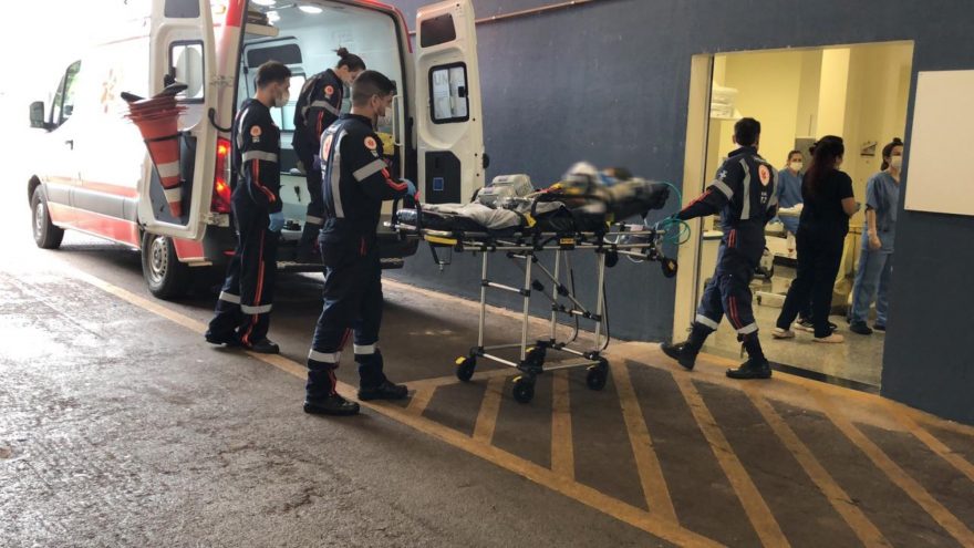 Menina de três anos com quadro grave de pneumonia é trazida de helicóptero a Cascavel