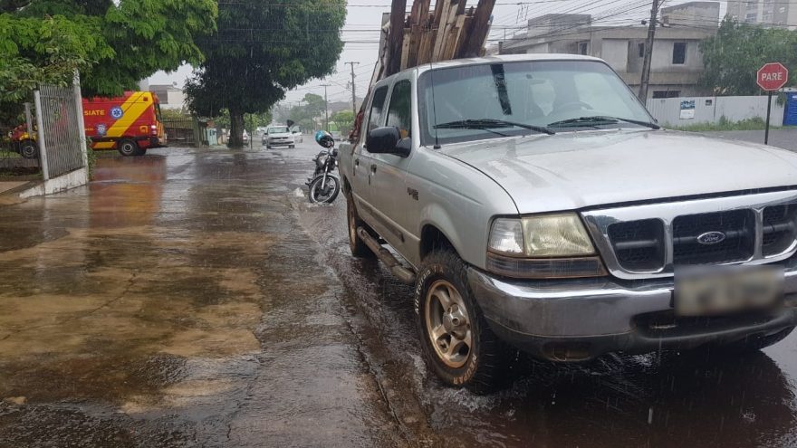 Motociclista fica ferido em acidente de trânsito no Alto Alegre