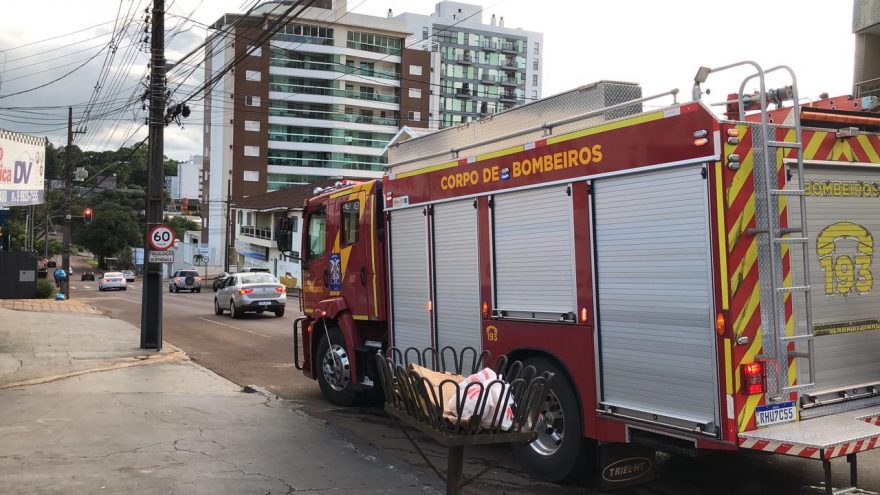 Fogo em churrasqueira mobiliza equipe dos Bombeiros ao Centro