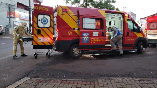 Imagem referente a Queda de veículo deixa pessoa ferida no Bairro Brasília, em Cascavel