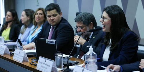 Imagem referente a Comissão do Senado aprova 10 nomes para conselhos de Justiça e do MP