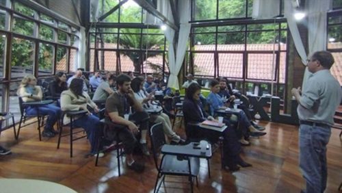 Prefeitura de Curitiba promove debate sobre o monitoramento da qualidade dos rios urbanos Imagem referente a Prefeitura de Curitiba promove debate sobre o monitoramento da qualidade dos rios urbanos