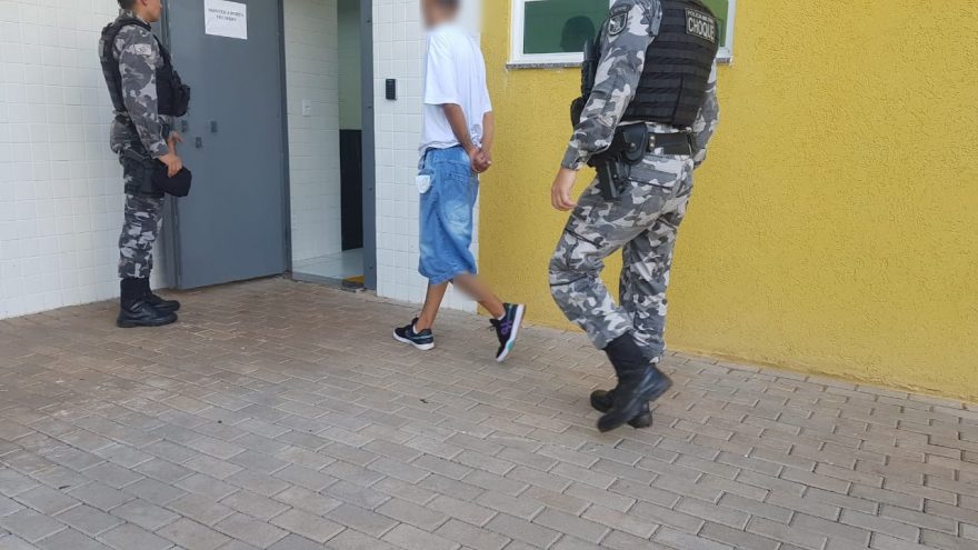 Jovem é preso com crack na Praça Getúlio Vargas