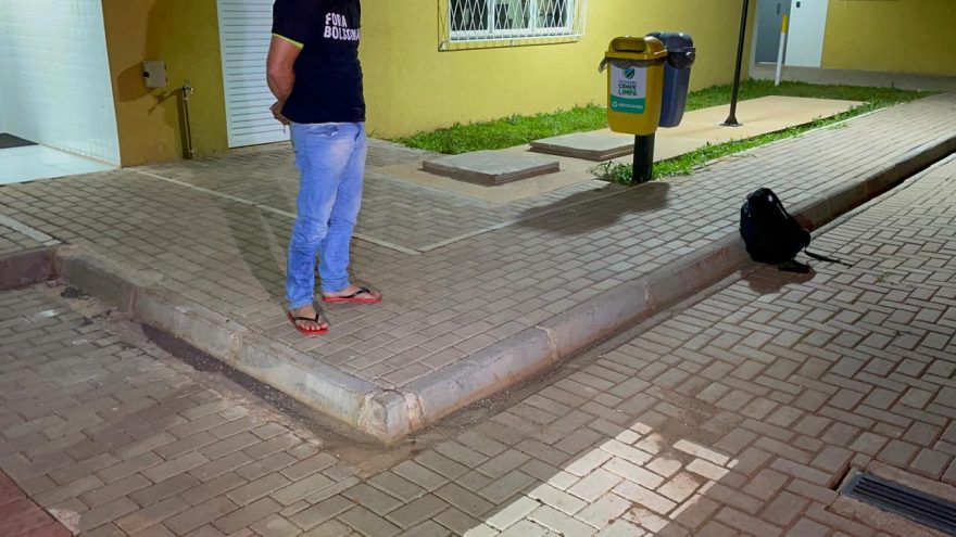 Com camiseta contra Bolsonaro, Paraguaio é preso com maconha em ônibus de linha