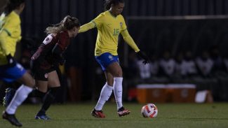 Seleção feminina perde para Canadá em segundo amistoso pós-Copa