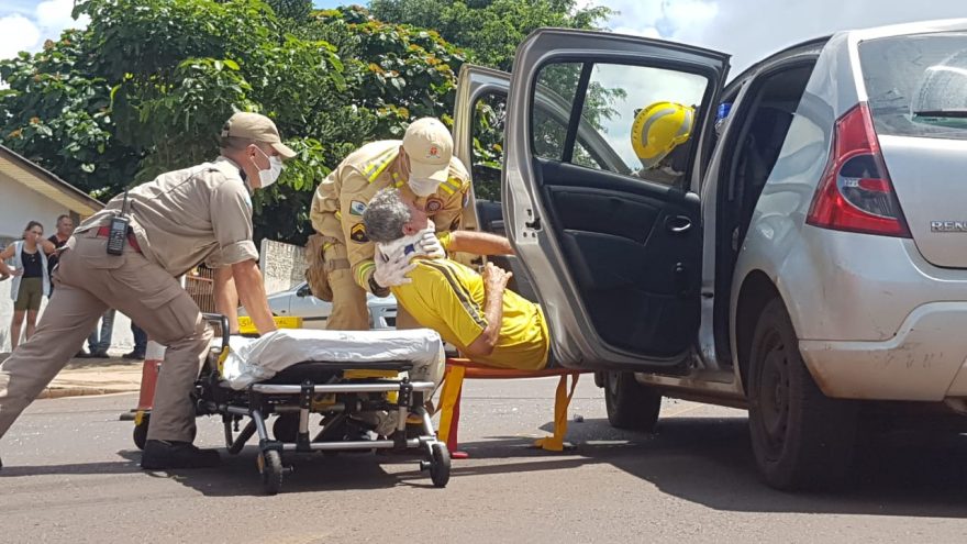 Homens ficam feridos em grave acidente de trânsito no Interlagos