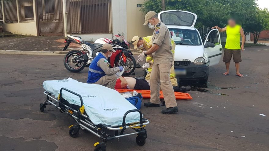 Motociclista fica ferido em acidente na Rua Castro