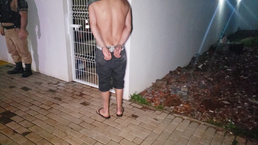 Foragido da Justiça por envolvimento em homicídio é preso pela Rotam