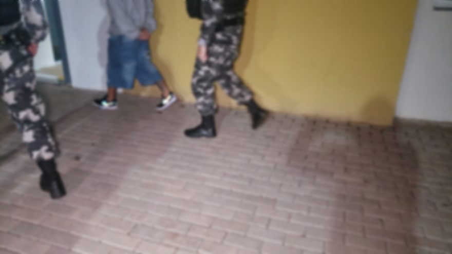 Pelotão de Choque apreende adolescente no Centro